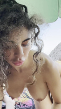 I Fuck This Beautifull Italian Bitch in the Beach