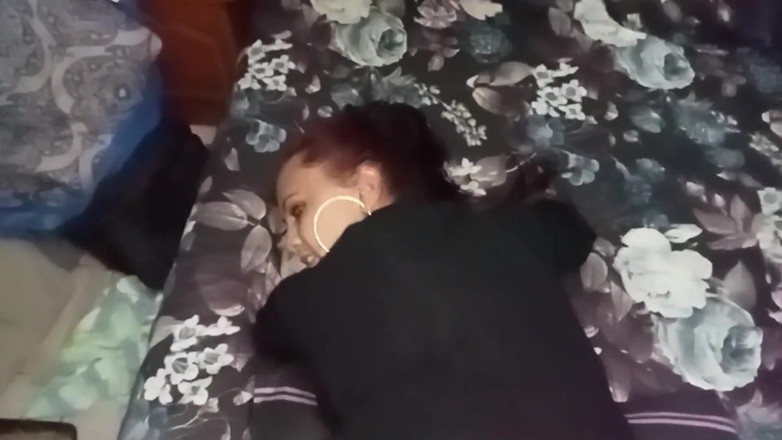 Creampie Shane: Single Desperate Stepmom Fucks Landlord to Pay for Rent