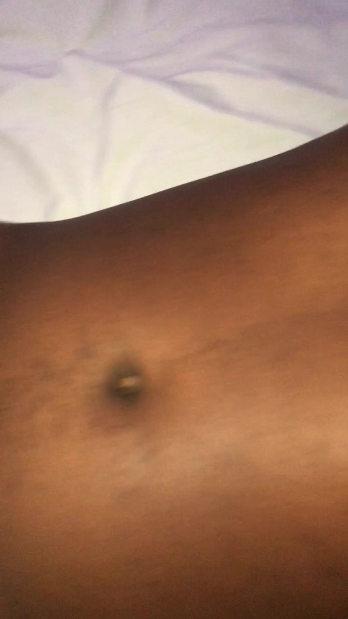 Nomination xxx: 当我的继兄弟看我的阴户时