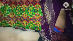 Nisha kajal: Teman wanita cantik dicadangkan oleh teman lelakinya dengan memberikan cincin...