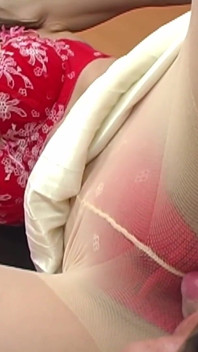 The Woman Who Lives Next Door Is Way Too Horny! - Middle-aged Women 3