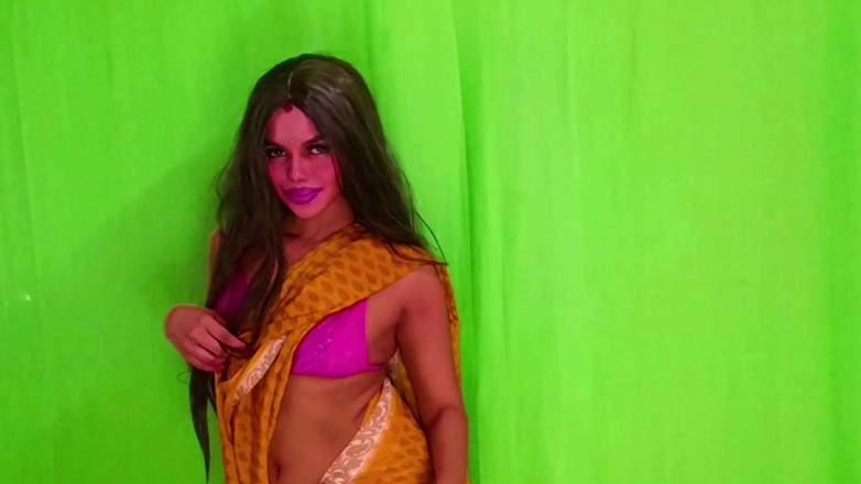 Priyanka_David: 印度性感人妻priyanka在纱丽拍摄之间被摄影师狠操