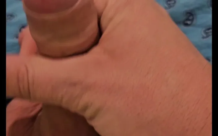 X1xx: Cock Jerking Up Close