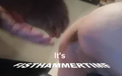 É hora do punho martelar