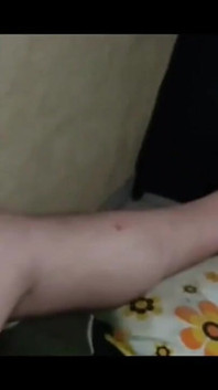 Je lui ai embrassé les pieds après un footjob