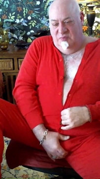 Beardaddychub ชักว่าวแล้วแตกใส่กล้องในชุดยูเนียนสูท!