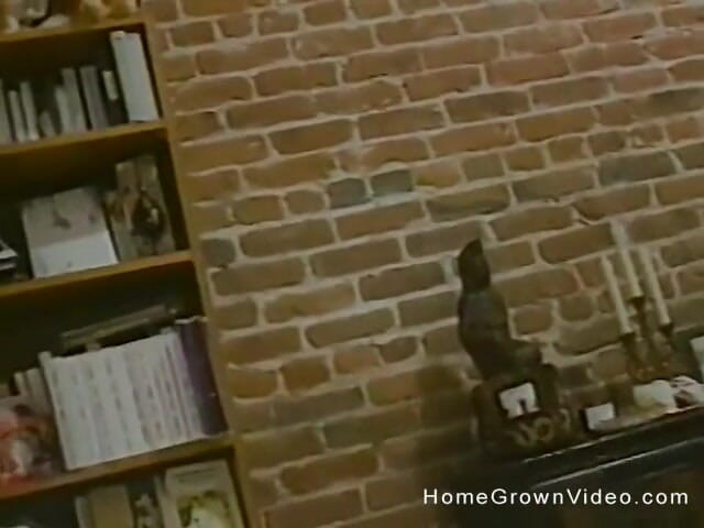 Homegrown Handjob: หน้าอกคู่นี้เกิดมาเพื่อให้จับชักว่าว