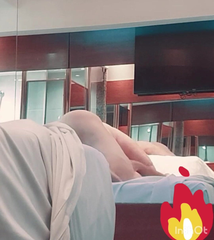 Filipo 11: Babička Miluje Sex