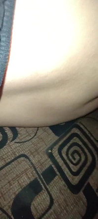 Üvey Babam Geceyi Kullanıp Beni Emdi Ve Seni Içimde Bırakmak Için Kullandı