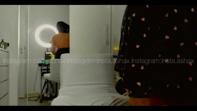 Ashamodel: Călărește o pulă tare sub fusta mea