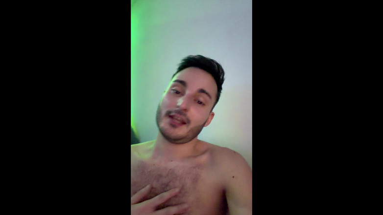 Brett Tyler: Ayah tiri kena fisted macam jalang