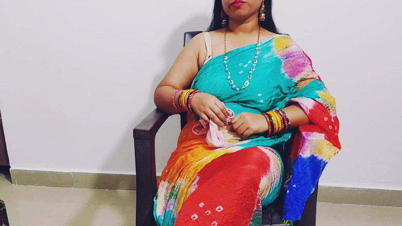 Hotty Jiya Sharmaa: La matrigna seduce il figliastro per una scopata hardcore nella...