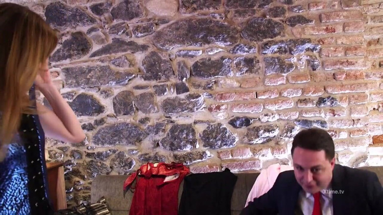 Andrea Dipre Channel: Andrea Dipre får sina bollar pressade av en ung söt...