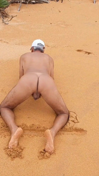 Ladysilva Sissy Hot Ass on the Beach