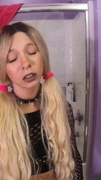 Stepdaughter Kenzie Reeves