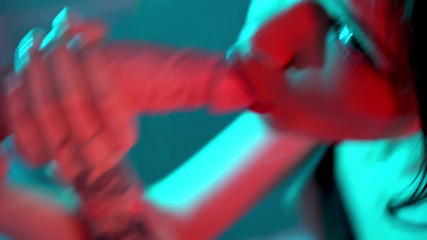 Pink Lights Entertainment: YourBabyPearl- Prysznic ssie tryska nastolatka amator