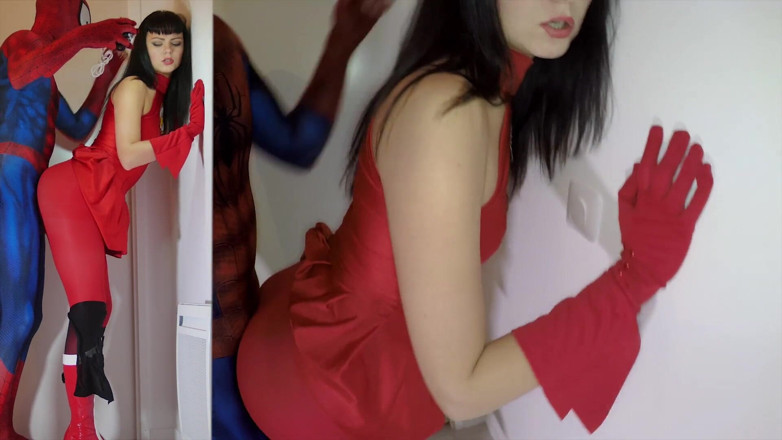 Nylon Xtreme: Sonya Durganova flashgirl en 2 capas de pantimedias de nylon