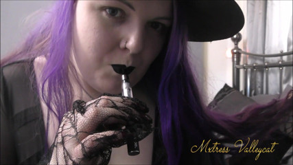 Mxtress Valleycat: Enchanted vape tease