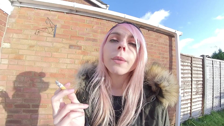 Jimmy Draws: Chloe Toy - Smoking