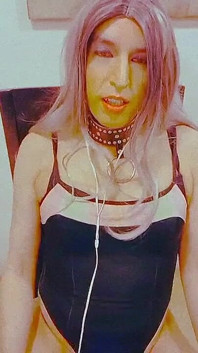 Sissy Crossdresser Masturbating
