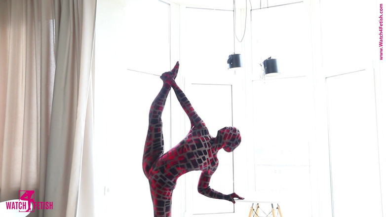 Gymnastic: Seul à la maison à poil