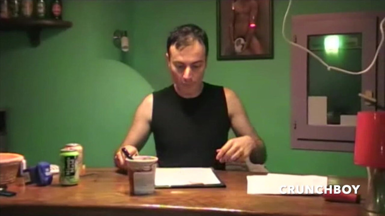 Jess ROYAN and his friends: Ošukaná v pblic sauně v Bordeaux