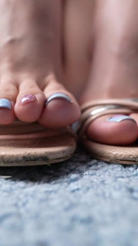 Giantess Feet Are in Tiny City! Will the Tiny Disappear?