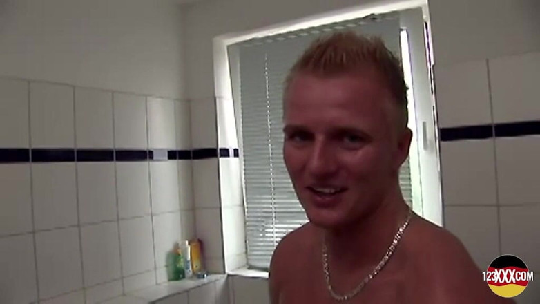 123XXX - 100% Amateurs: Shorthaired Redhead Fucked in the Bathroom for a Load on...