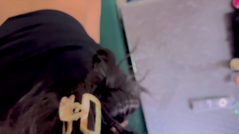 Danny_Duck: Stříkání nad velkými prsy mé nevlastní nevlastní sestry