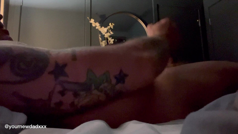 YourNewDadXXX: La hora de acostarse