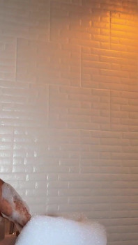Bercinta Dengan Allison Muda Kolombia yang Cantik Manis Di Jacuzzi
