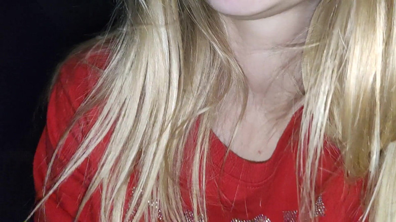 Taboo Room: Enteado pediu à namorada da madrasta para chupar pau grande dele