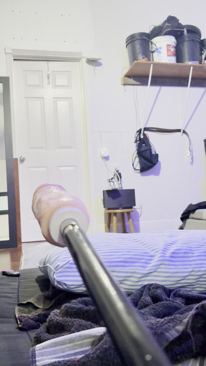 HardlyMandy11: Hi Guys It's Me