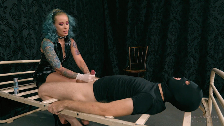 Cruel Anettes fetish world: Sarung tangan getah basah