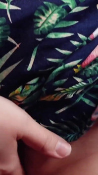 Sexy milf brincando em casa, vídeo solo de masturbação (arya grander)