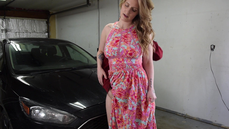 Nerdy Nympho: Tetanggaku nekat ngentot aku sebagai bayaran untuk memperbaiki mobilku