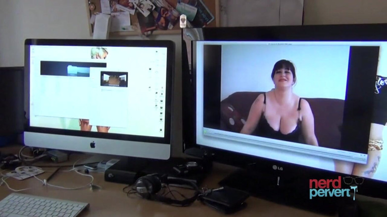 Nerd Pervert: Nicoletta - MILF Cum Gulper