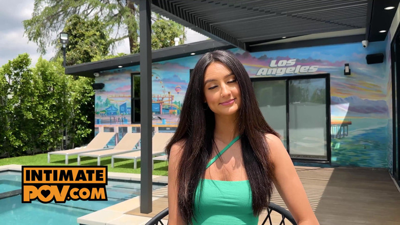 IntimatePOV: POV - Boquete e buceta fodendo com pequena namorada Eliza Ibarra