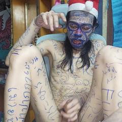 Clown likes to play with colors: Klaun kuřecí111