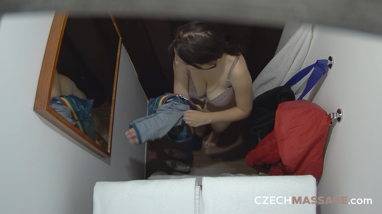 Czech Massage: Czech Massage 78: Busty MILF Rides Her Masseur Like a Porn...