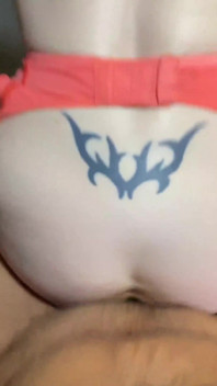Velká prsa a creampie
