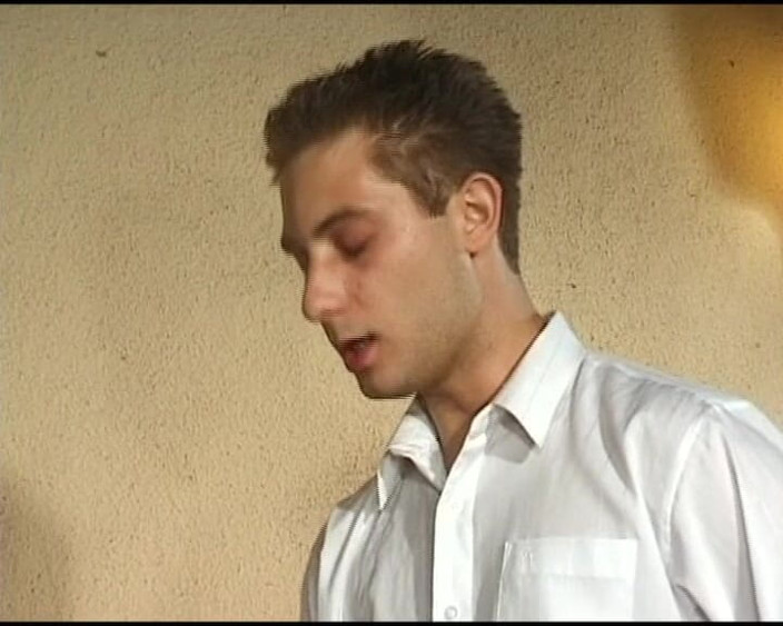 Deutsche Frauen: Short Haired German Slut Got Her Holes Used by Big...