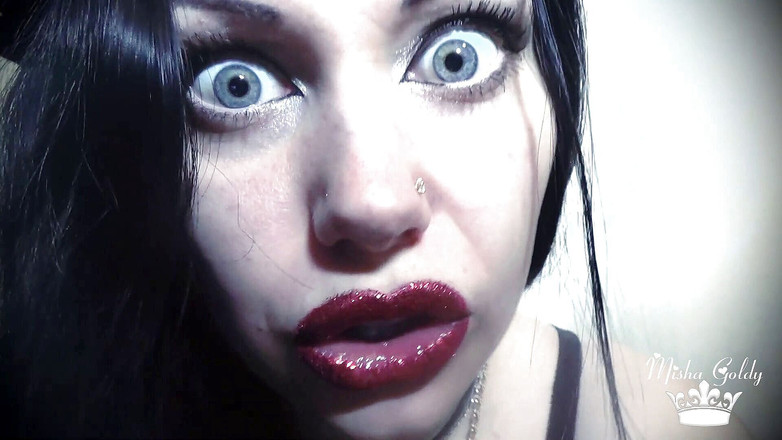 Goddess Misha Goldy: 我的嘴唇 - 是地狱的大门！享受