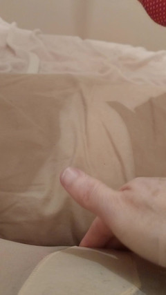 Cindy Belfast: Hladké Kolíky Sissy Cums v roztomilých kalhotkách, Punčocháče & Podpatky