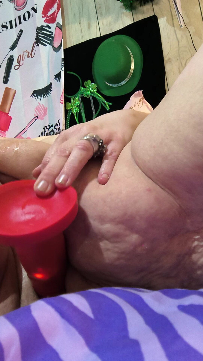 HerculesnVENUS: Jaký nedbalý nepořádek, když se svléká