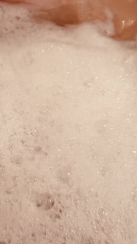 Bathing Pussy