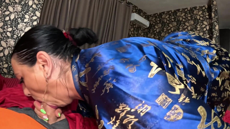 MilfyCalla: A Slutty Geisha Suck Cock and Play with Cum 274