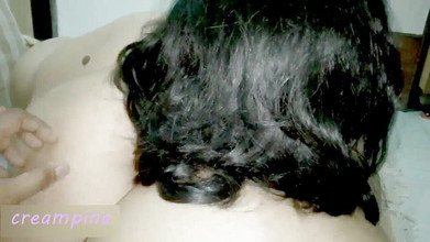 creampina: Blowjobs dan handjobs suami batang kecil keras