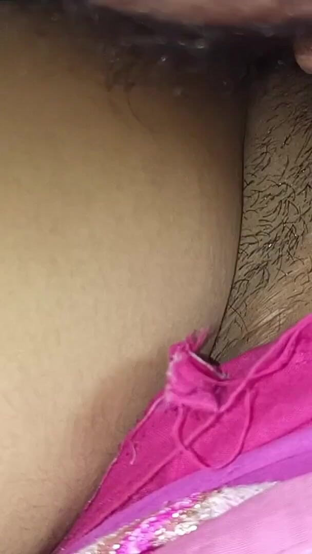 Fucked My Sister-in-law for the First Time in Her Bedroom (Pyaripooja)