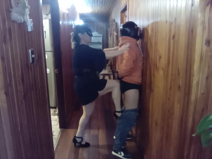 Mois Fantasys: 重篤な逮捕